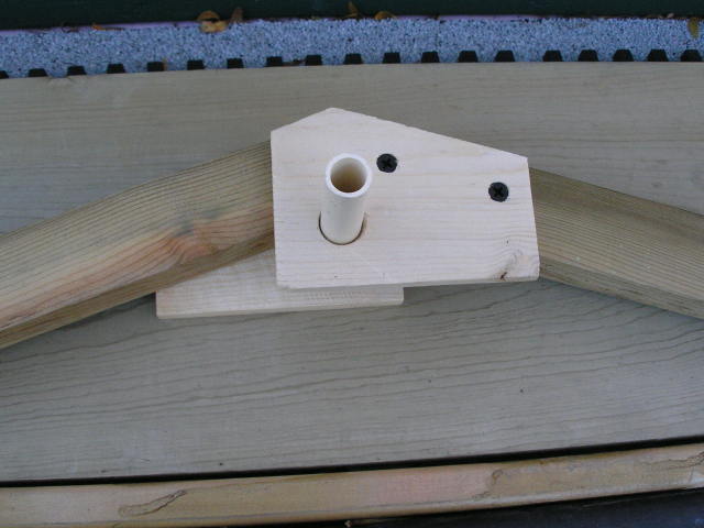 [Assembled ridge hinge]