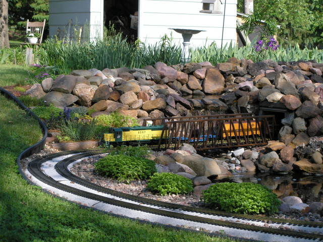 [Stoney Mountain Tunnel]